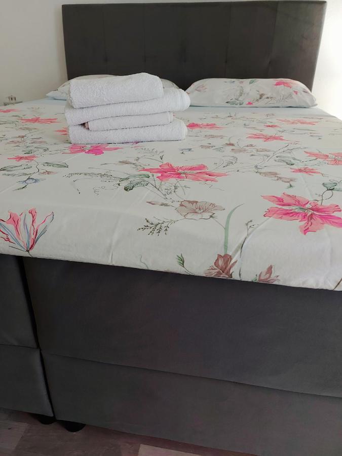 Apartment Ante And Dijana Starigrad Paklenica
