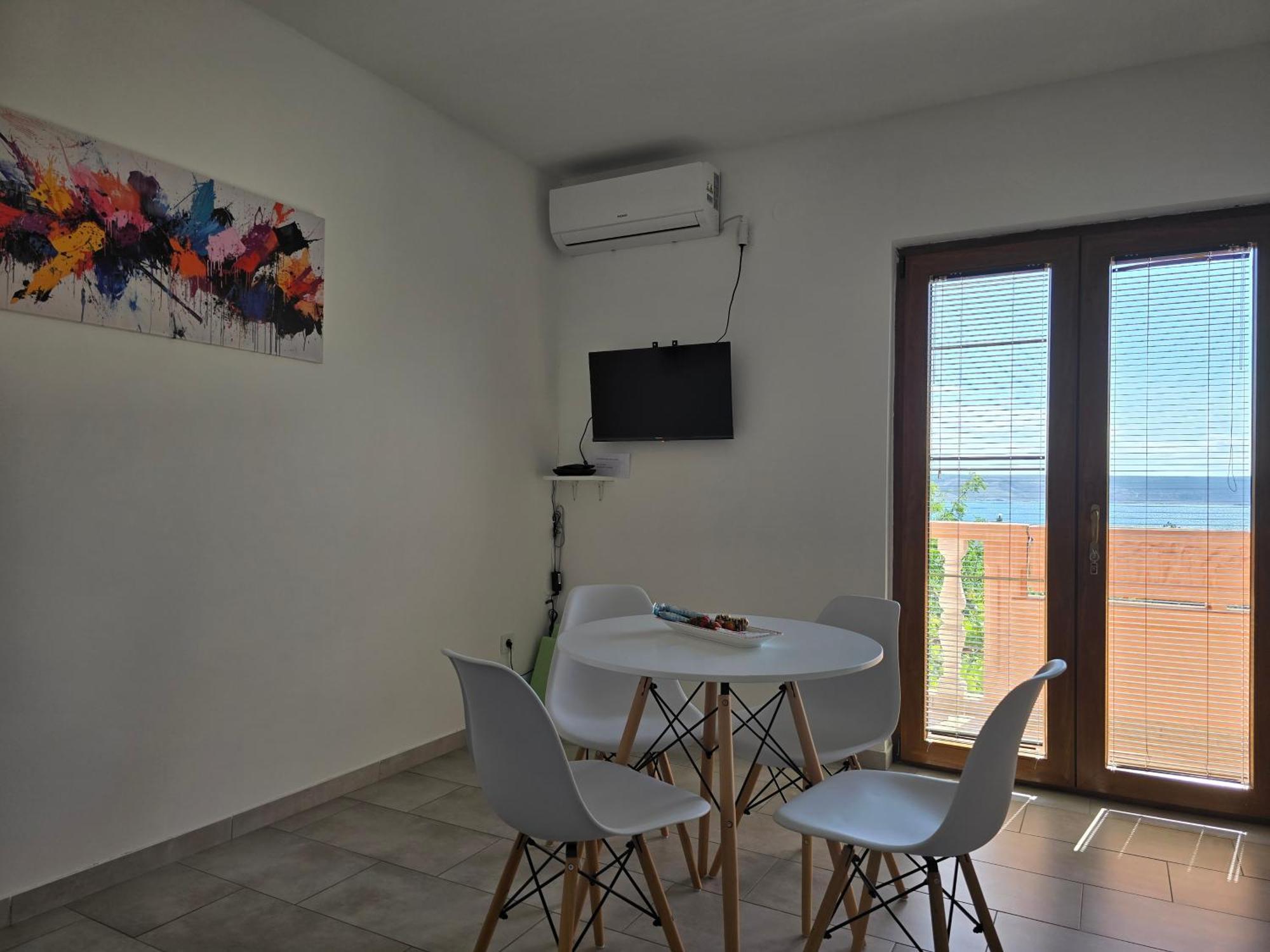 Apartment Ante And Dijana * Starigrad Paklenica