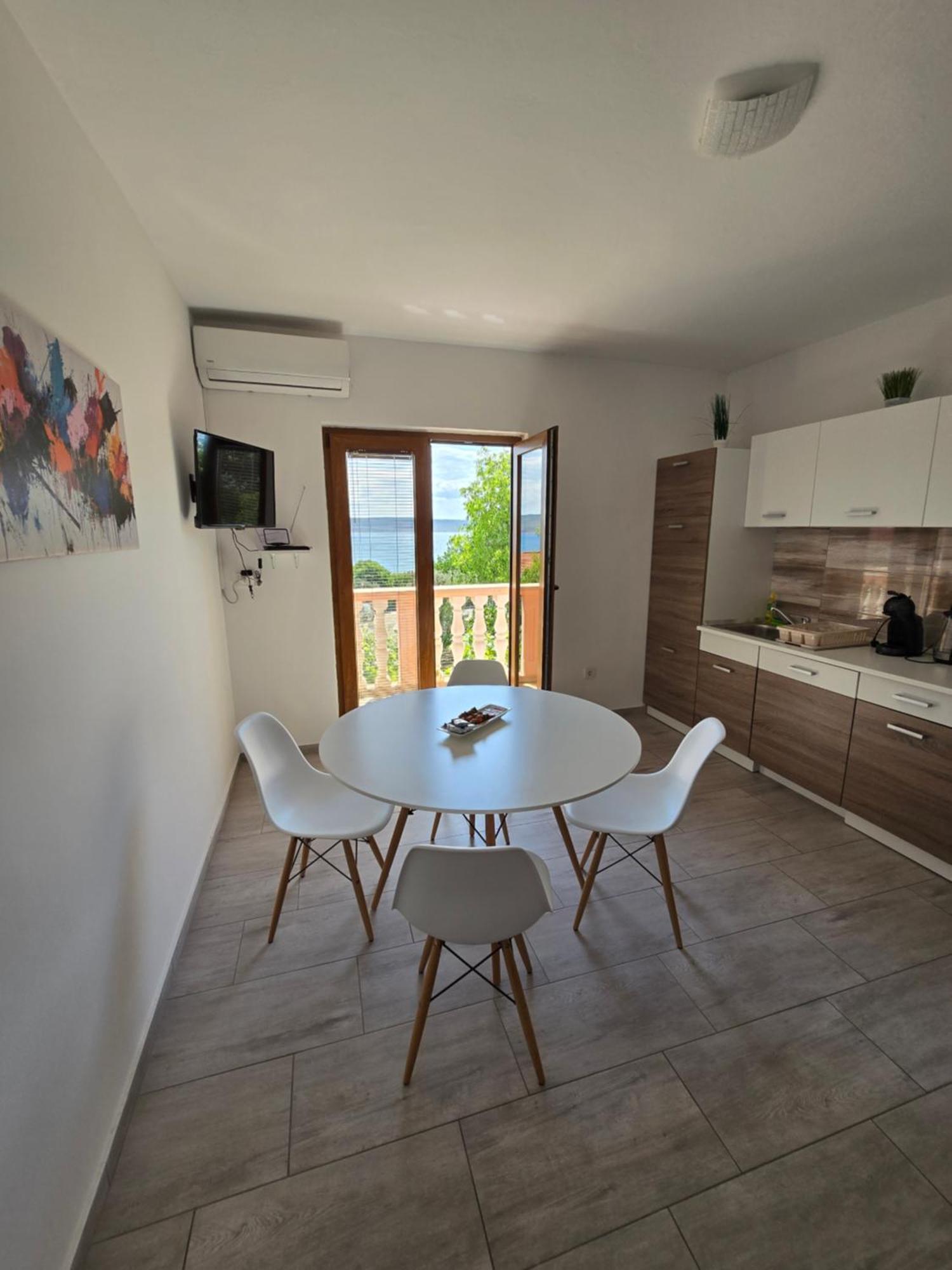 Apartment Ante And Dijana * Starigrad Paklenica